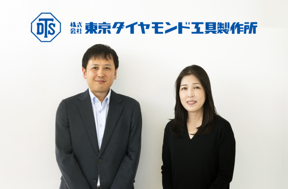 様々な年代の従業員がいるからこそ、DXはシンプルに！創業90年超の製造メーカーが、kintoneとEight Teamで顧客管理の第一歩を実現